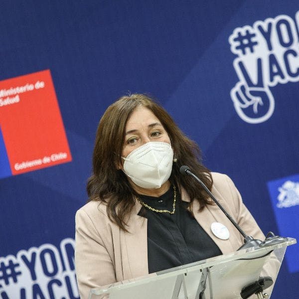 Ministra Yarza y vacunación covid a los 6 meses: “Tenemos que ver si la incorporamos al Plan Nacional de Inmunización”