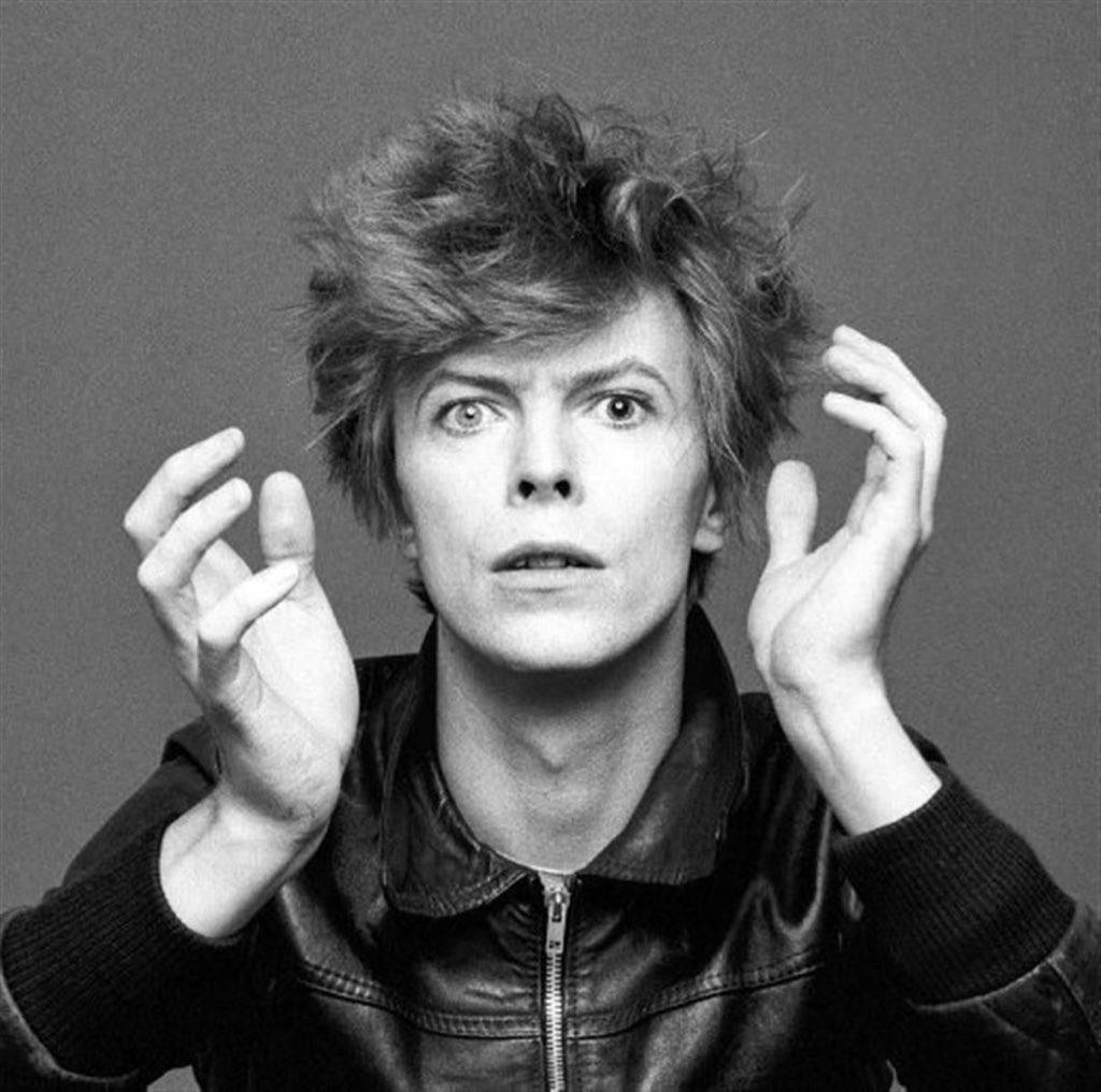 Una hora de la genialidad de David Bowie