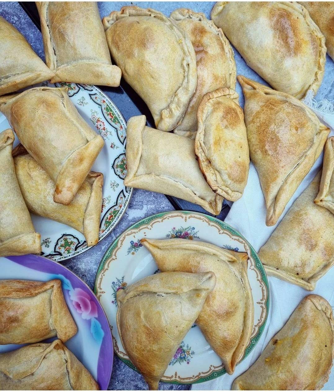 Guinda de la Torta con Connie Achurra: Empanadas de la abuela.