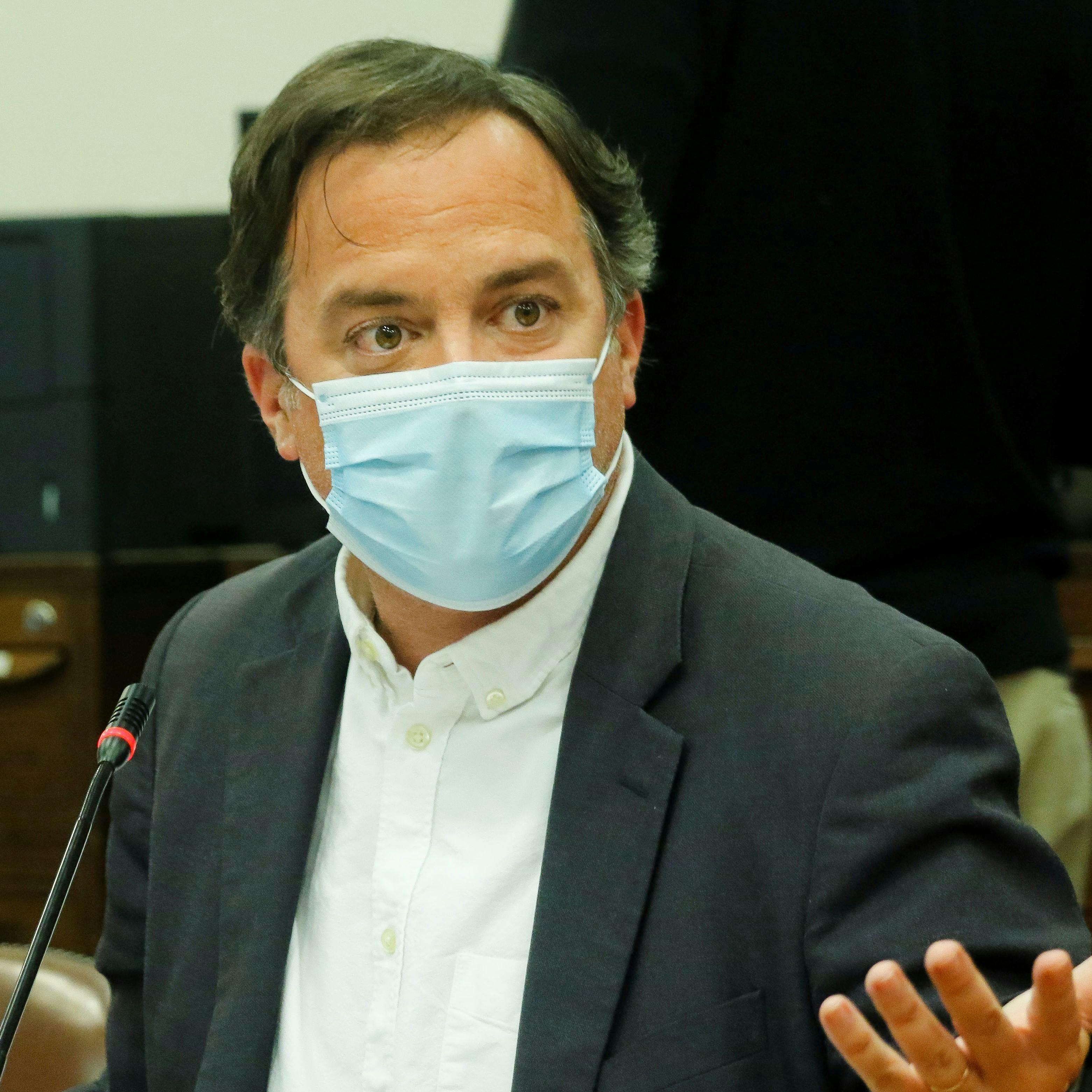 Senador Walker (DC): No hay que apurarse. Nadie quiere cometer los mismos errores del proceso anterior