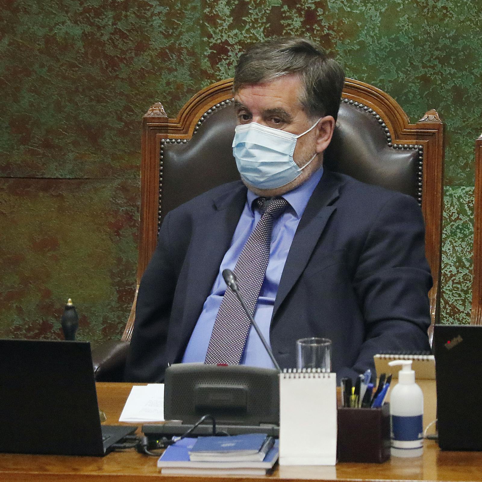 Diputado Undurraga y semana clave para la constitución: "Lo importante es sentarse a la mesa y no ir a imponer a las patadas"