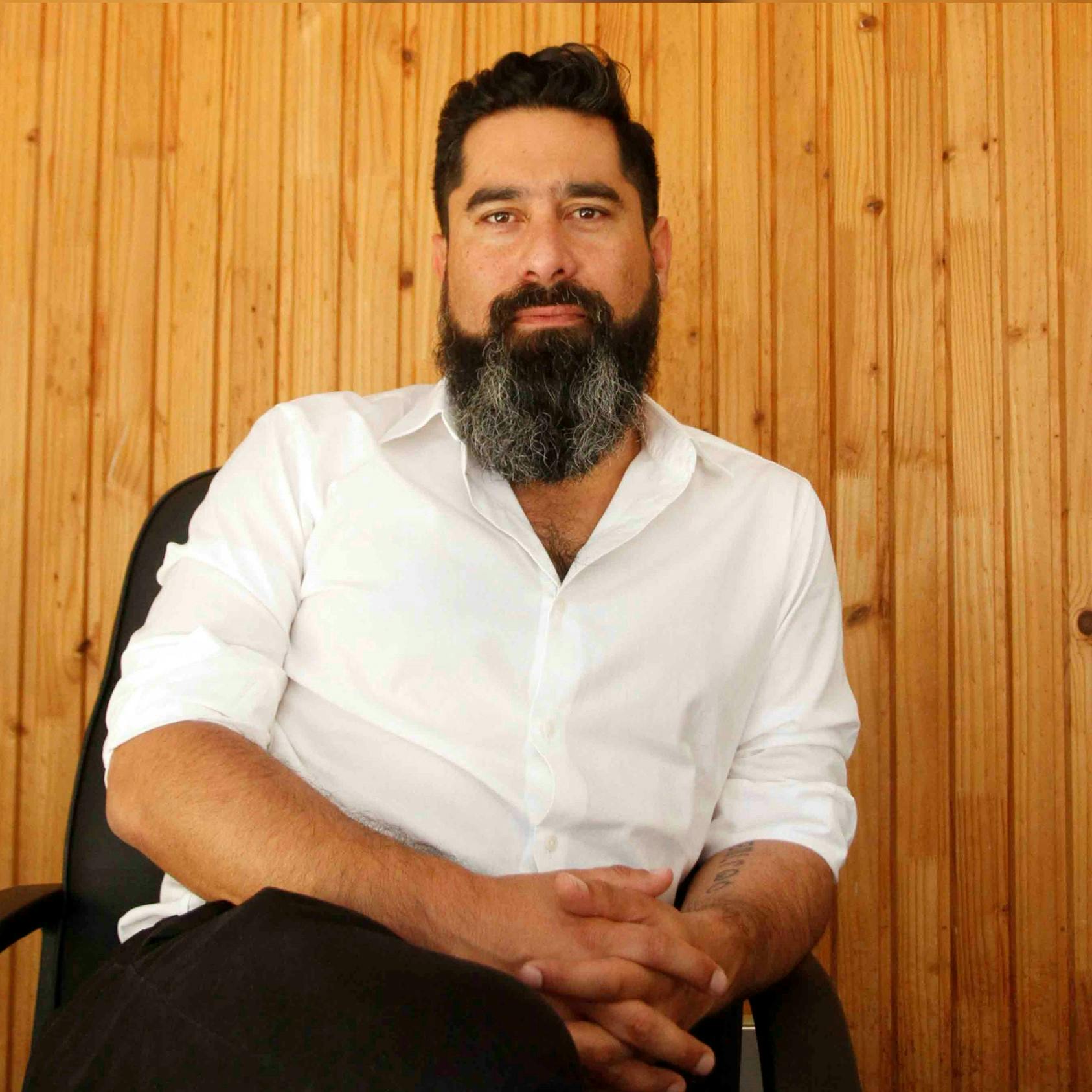 Cristóbal Bellolio a tres años del 18-O: “Las recompensas se alejan y se difuminan, en cambio los costos están ahí”