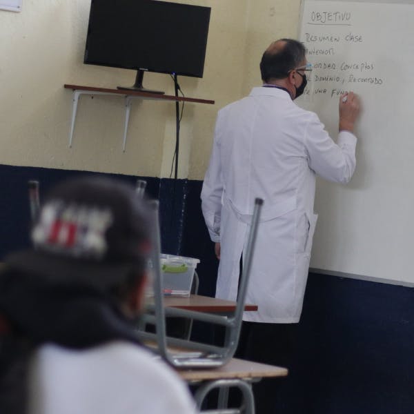 Director Ejecutivo de Elige Educar por déficit de profesores: “Hay más estudiantes y más cobertura, pero para ofrecer educación de calidad necesitamos también más profesores”