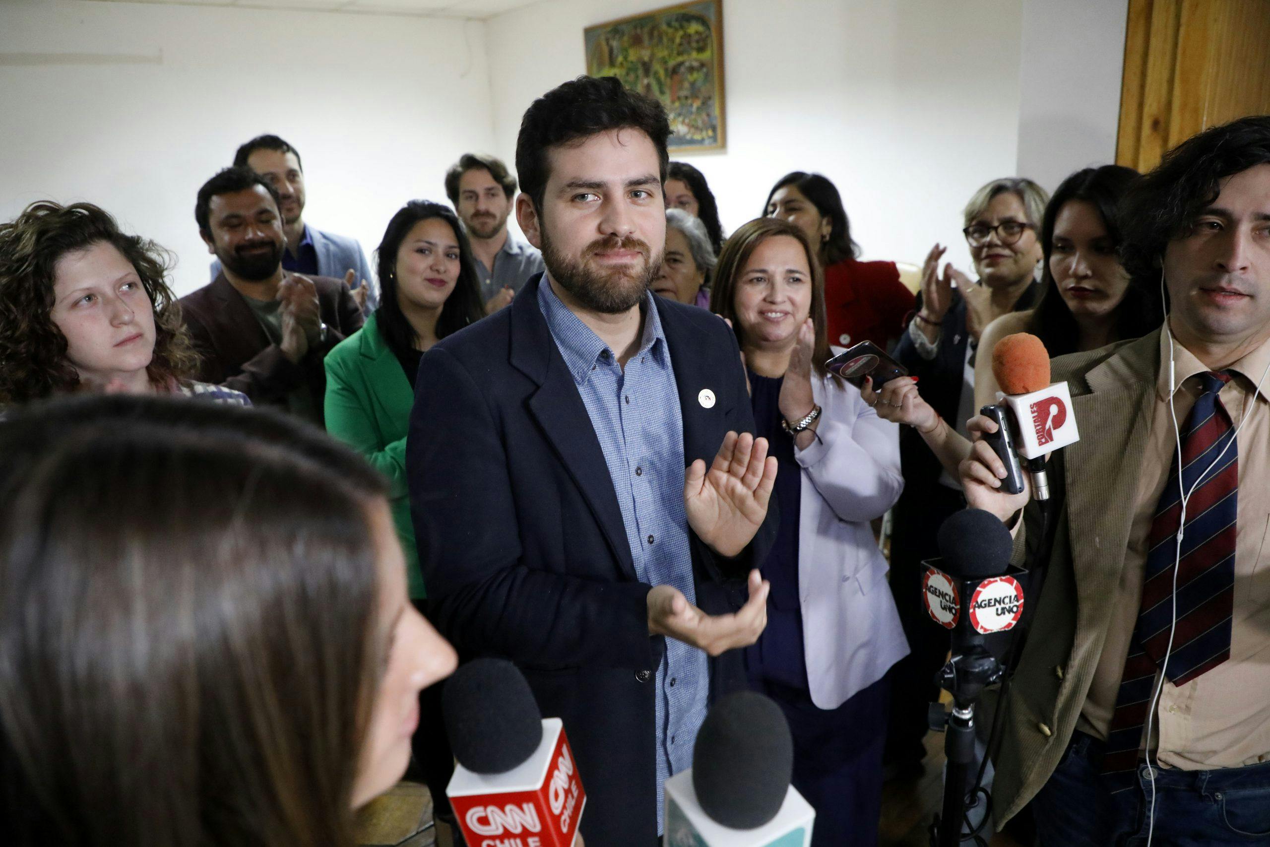 25/10 El nuevo presidente de CS espera construir una mayoría en el congreso que hoy el Gobierno no tiene.