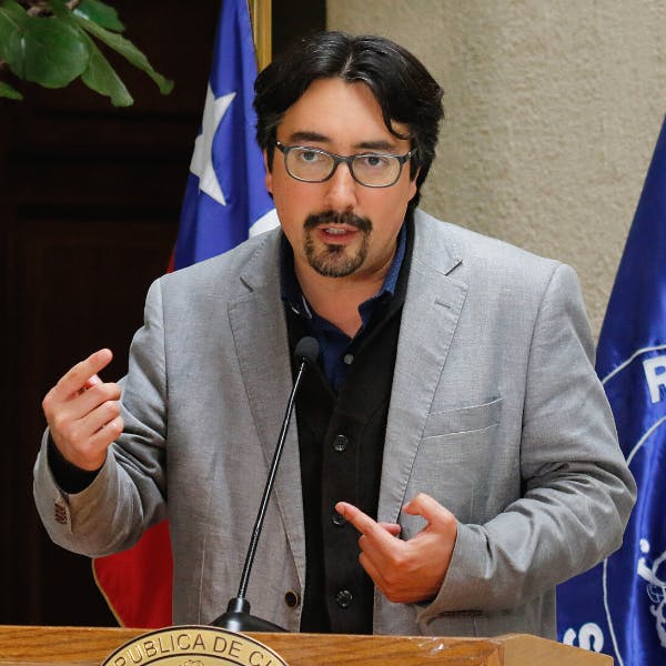 Senador Juan Ignacio Latorre (RD): “Estamos cerca de lograr un acuerdo constituyente pero todavía falta”