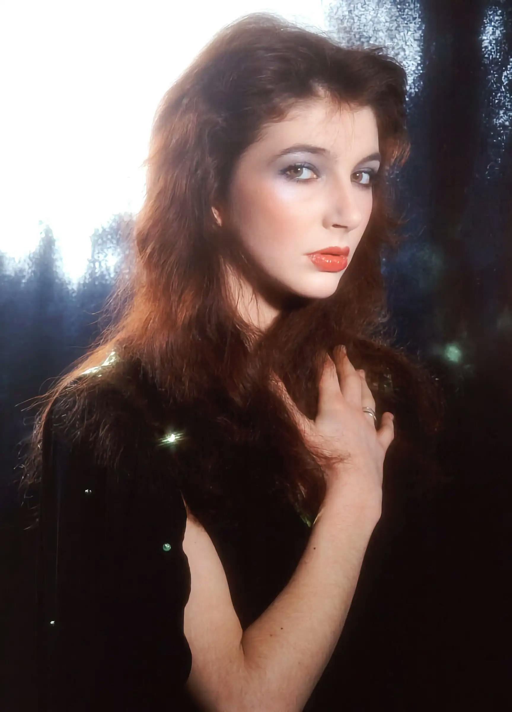 Kate Bush: Deconstruyendo su pacto con Dios