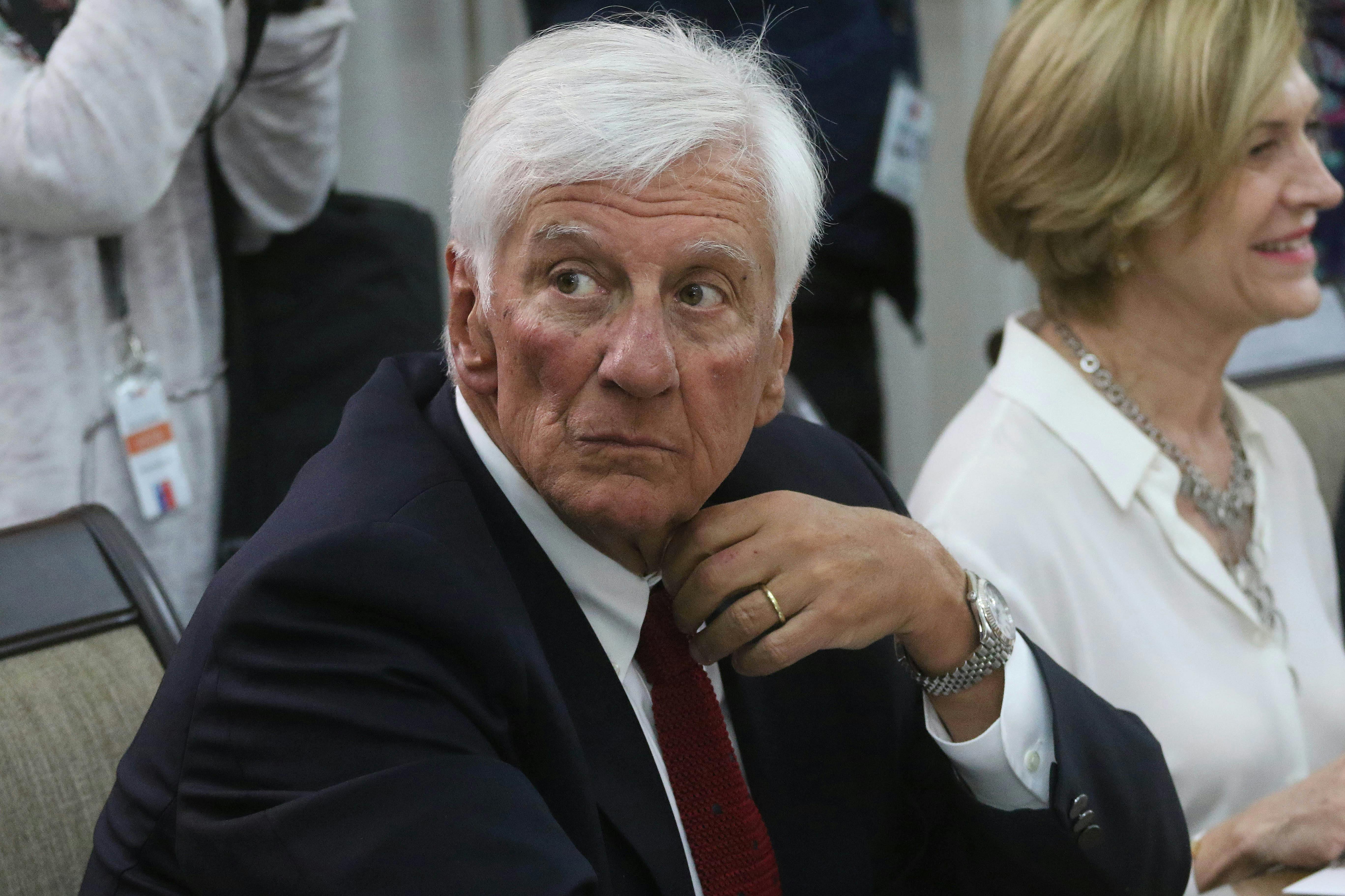 Sergio Jara por organizaciones Vita