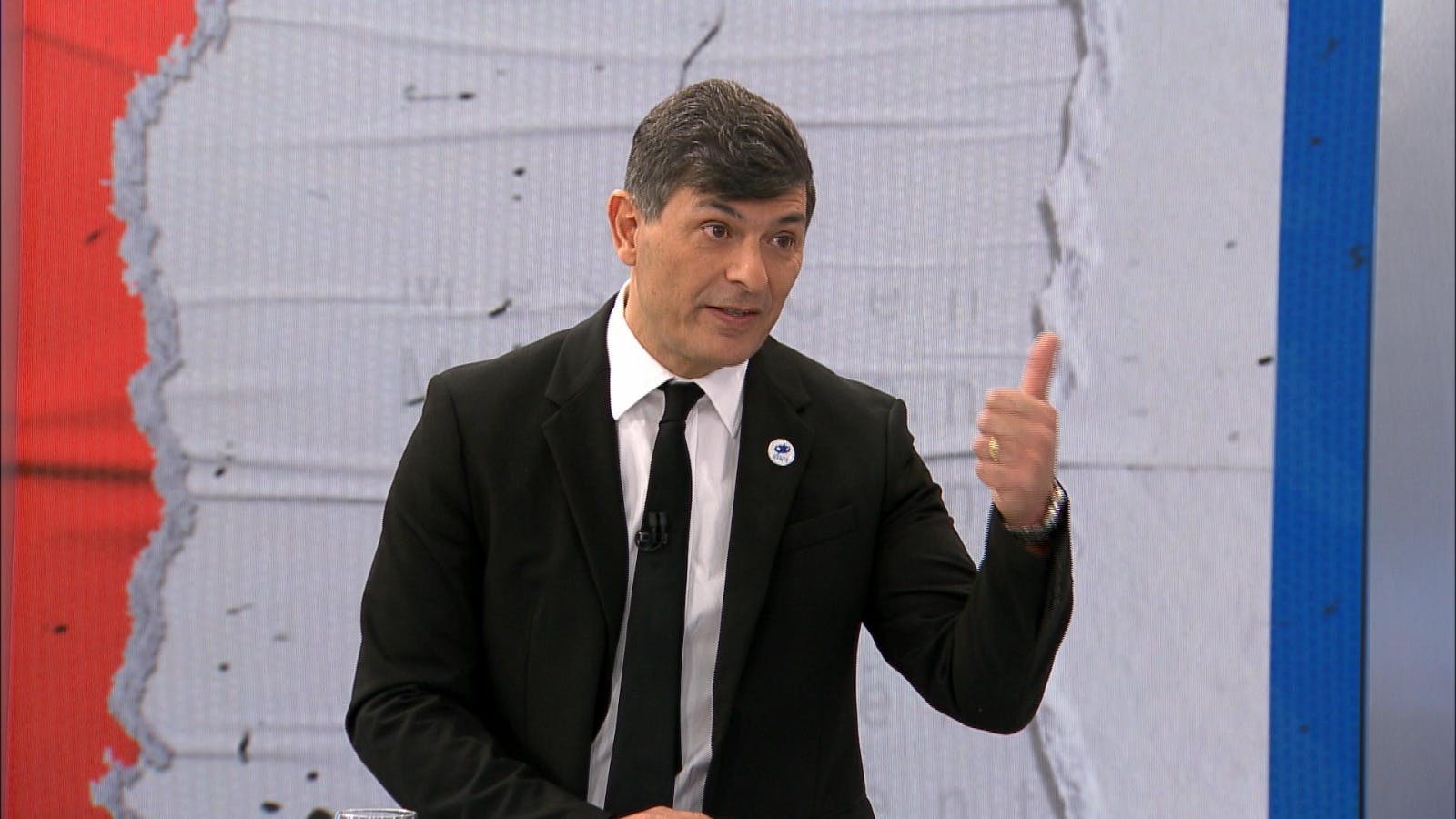 Franco Parisi: El Gobierno y Chile Vamos nos ha obligado a pie forzado a un nuevo proceso constitucional