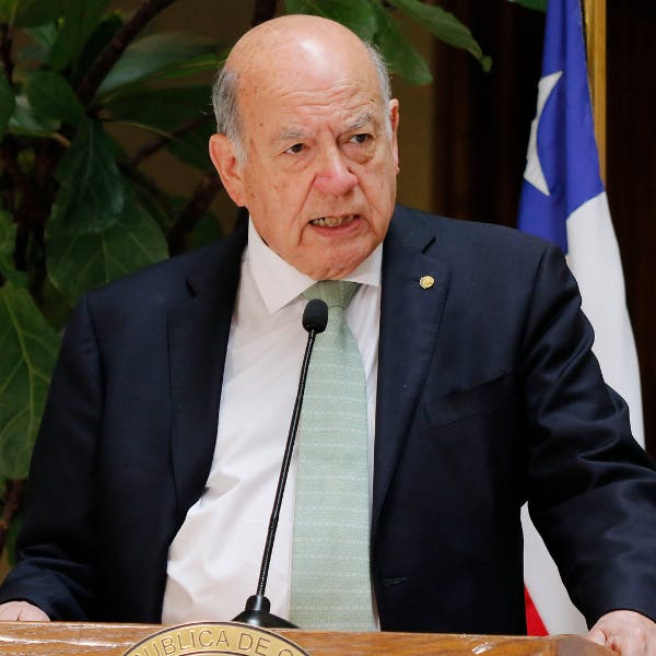 Senador José Miguel Insulza (PS): “Si no se puede una lista única, yo preferiría ir con nuestros aliados de siempre”