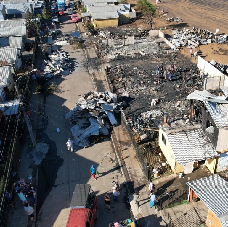 Gobernador Rivas por incendios en La Araucanía: Esto ya cobró vidas humanas y la situación está muy complicada