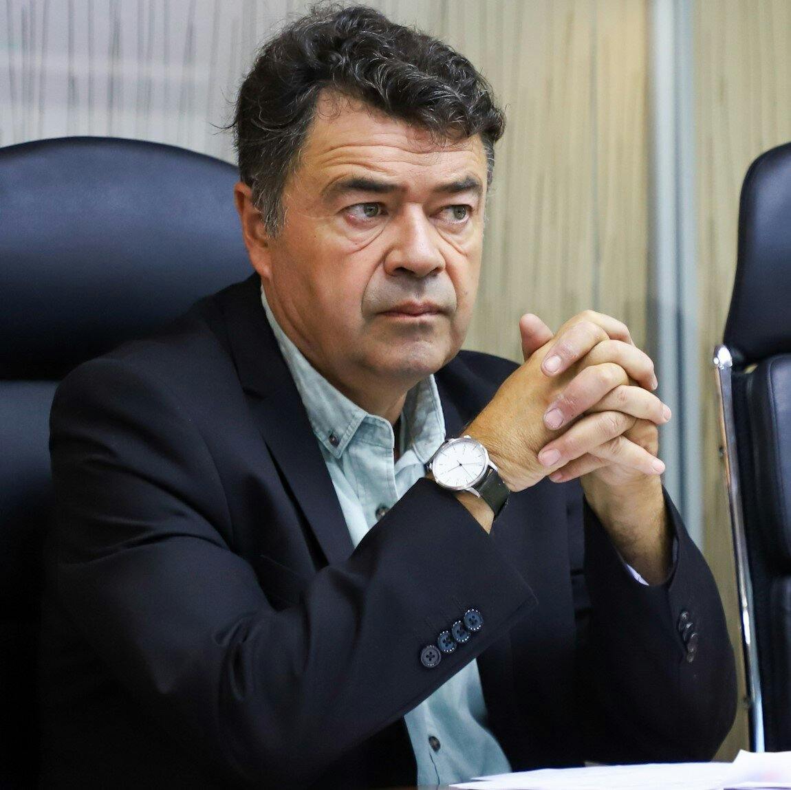 Ministro de Agricultura, Esteban Valenzuela: Esto es mucho peor que el 2017 en cuanto a las condiciones climáticas”