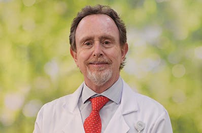 Jefe de cirugía oncológica del Centro de Cáncer de Clínica Universidad de los Andes por cáncer en Chile