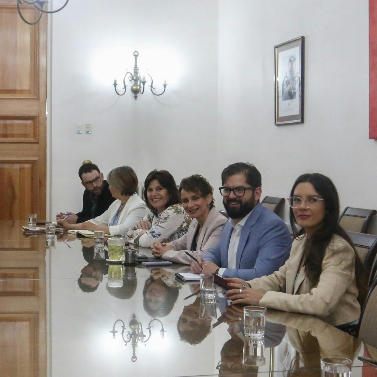 Callís y debate por cambio de gabinete de Boric: Sería un sorpresón que moviera el comité político porque le ha costado mucho constituirlo