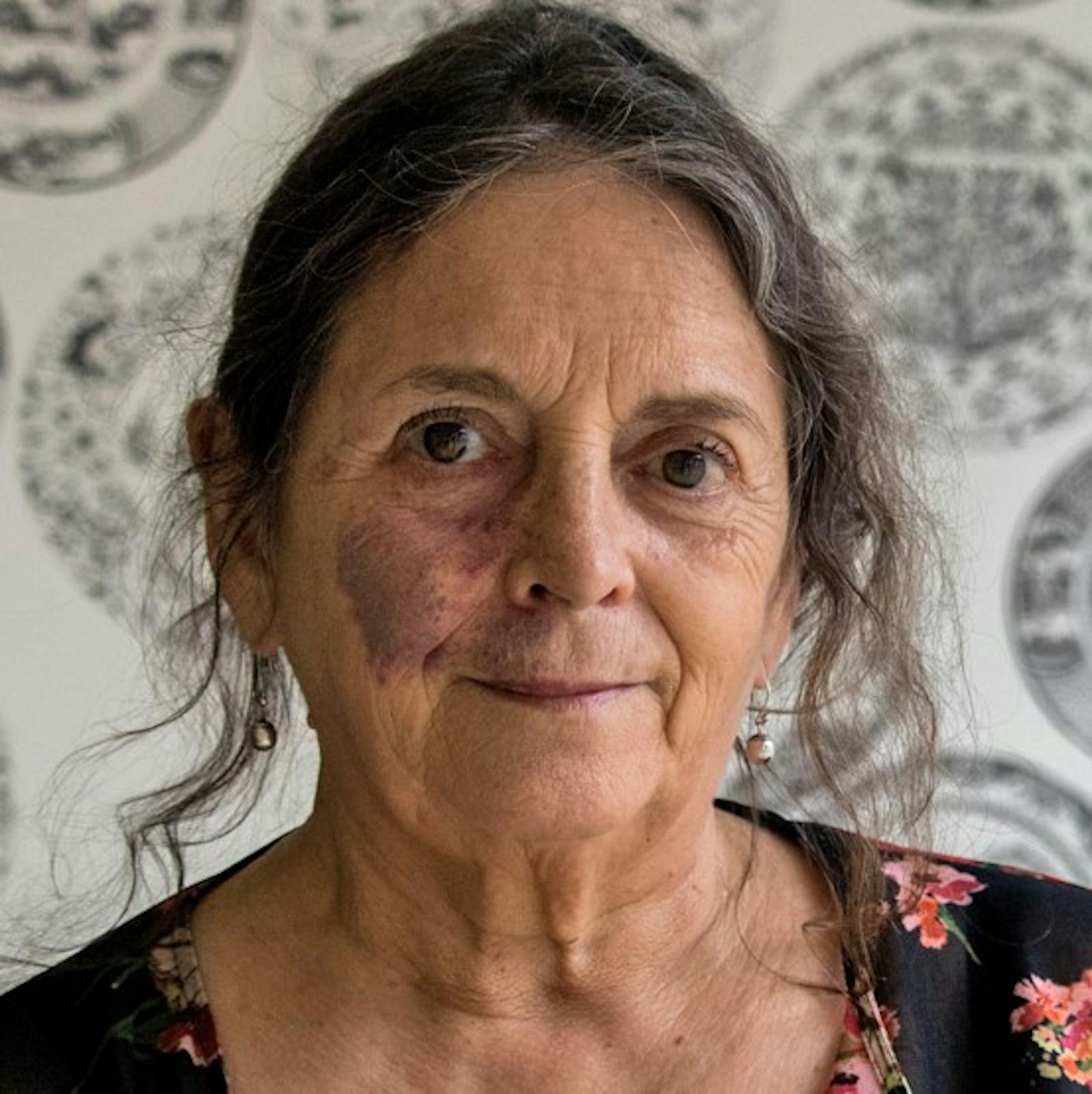 Elizabeth Lira: "¿Qué es conmemorar?"