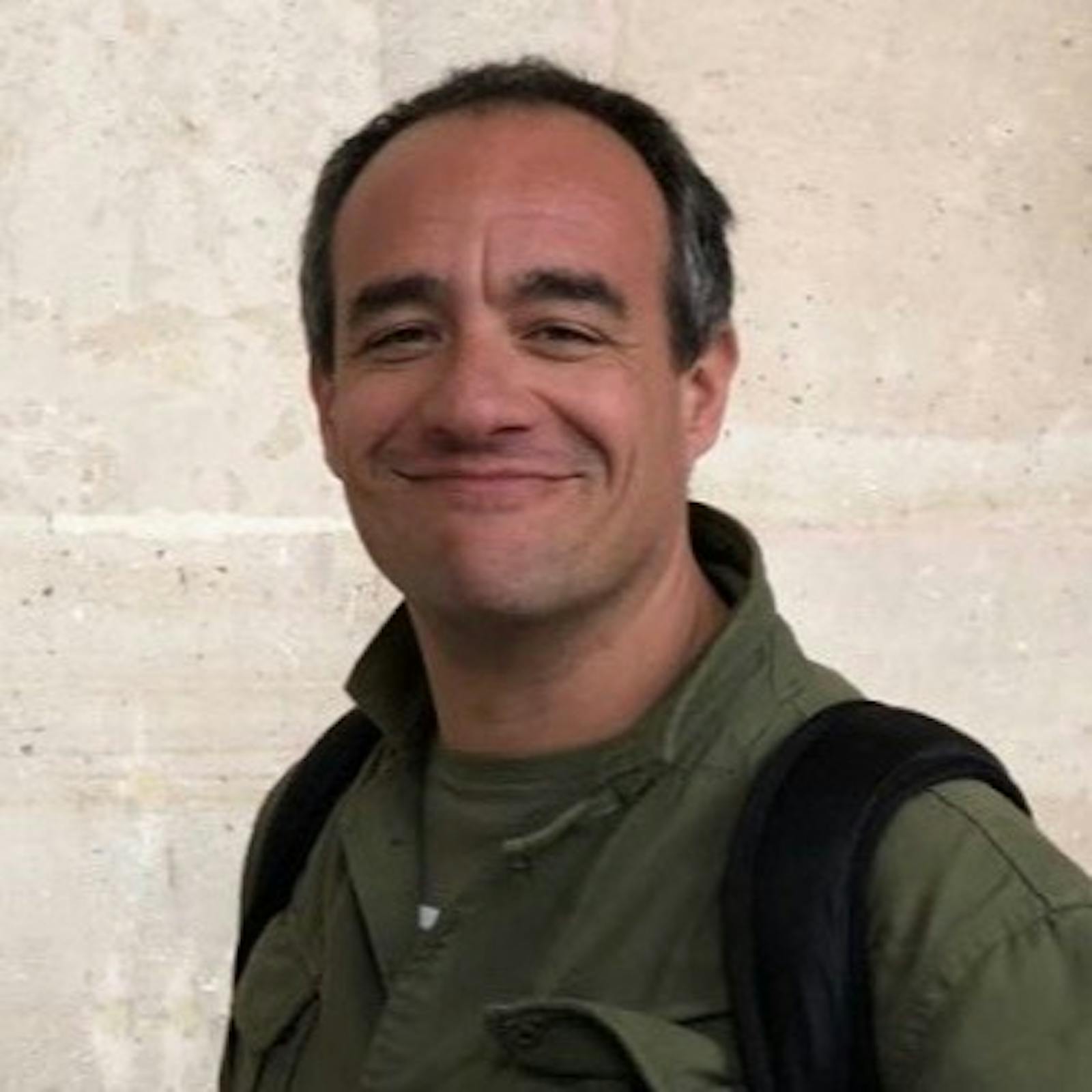 Rodrigo Diez: “los riesgos que presenta hoy la inteligencia artificial son super claros: ciberseguridad, propiedad intelectual y proliferación de las fake news.” episode artwork