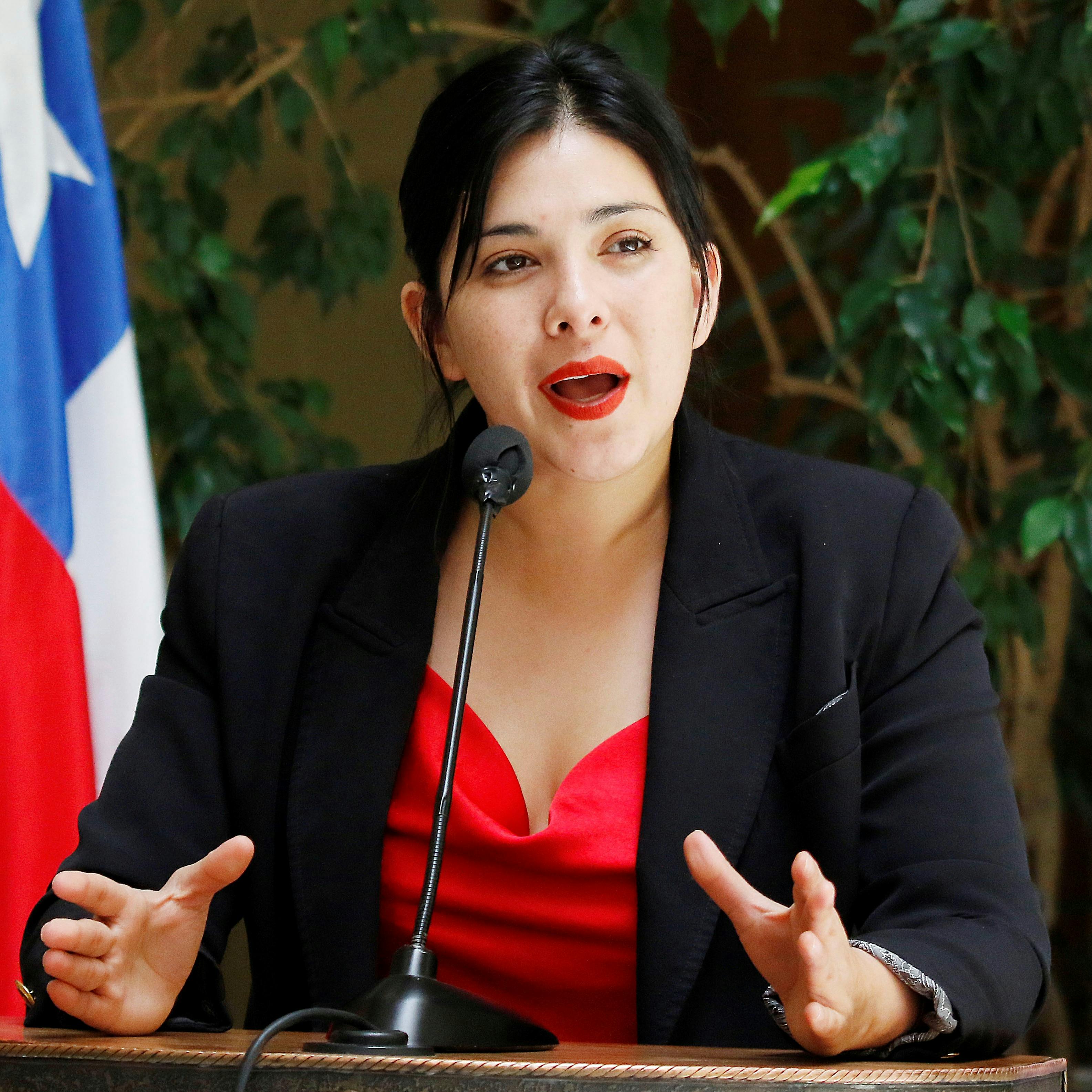 Diputada Cariola (PC) por la aprobación del proyecto de 40 horas: “Esto logró tomar un buen puerto porque el Gobierno actual decidió patrocinarlo”