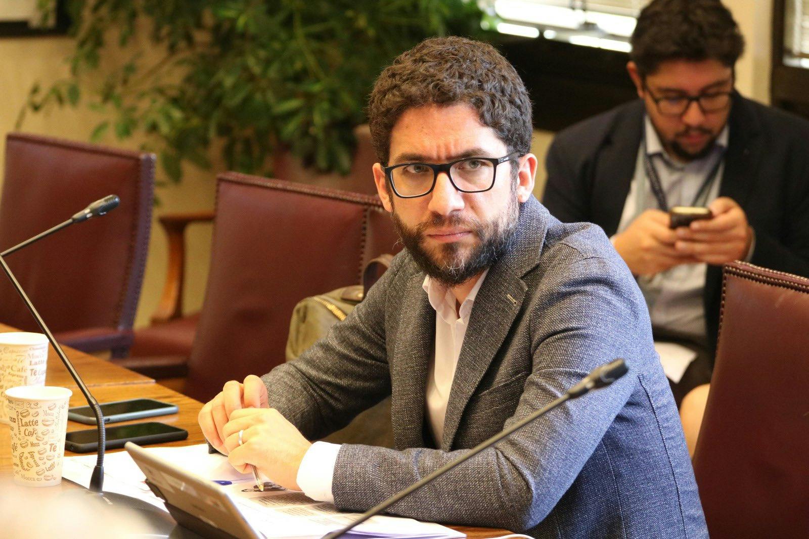 Subsecretario del Trabajo: “Vamos a diseñar equipos que van a acompañar a las empresas y a los sindicatos para una implementación de 40 horas sin infracciones laborales" episode artwork