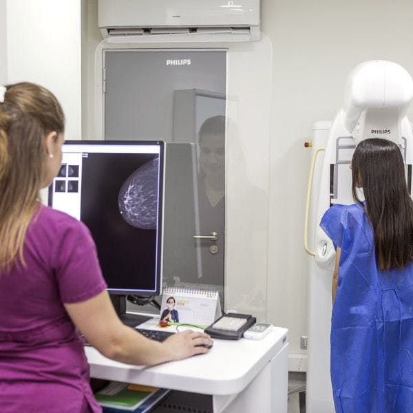 Oncólogo UC CHRISTUS por ley de mamografías sin orden médica: Pone primero sobre el tapete el cáncer de mama y la prevención