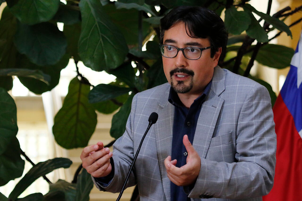 Senador Latorre por proceso constituyente: En este ciclo, esta es la última oportunidad en términos democráticos