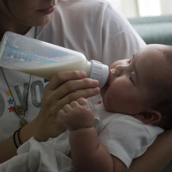 Investigadora U. de Los Andes: “Evaluar la leche materna nos podría ayudar a prevenir el riesgo cardiovascular de un niño a futuro y para intervenir a la madre de forma precoz”