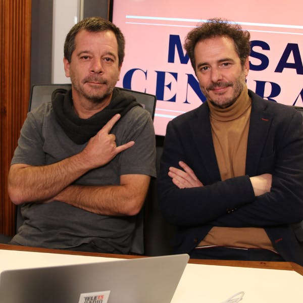 Navarrete y Larraín por polémica de La Tercera y tuit del Presidente Boric