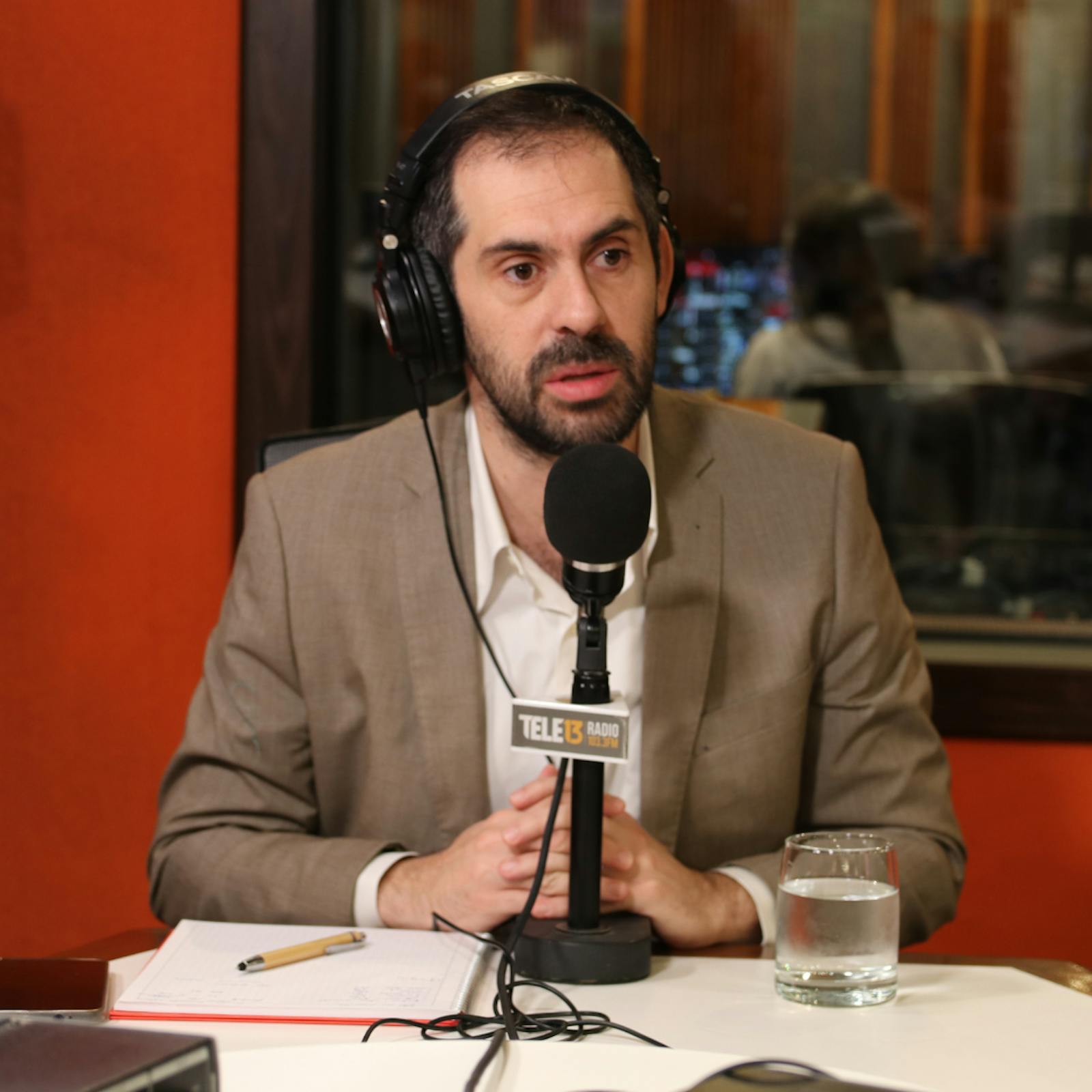 Ministro Grau por reajuste de salario mínimo:“Estamos logrando conjugar avances en la calidad de vida de las y los trabajadores sin que se nos queden las Pymes atrás” episode artwork