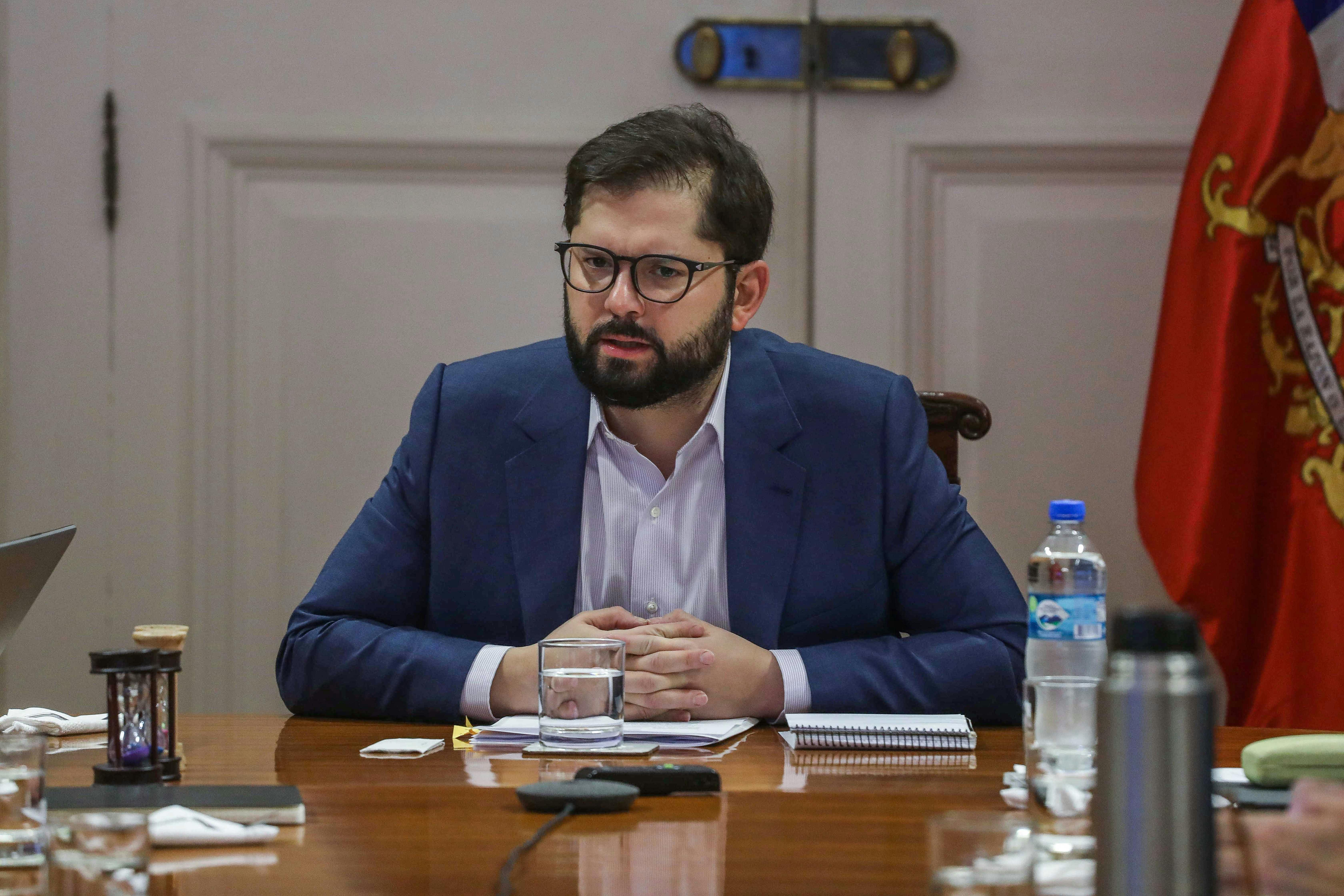 Javier Sajuria: El Gobierno ha manejado mejor la agenda que antes, pero sigue siendo súper frágil ese control