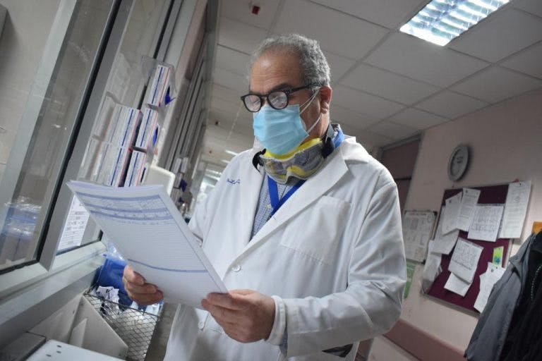 Presidente del Colmed de Valparaíso: Si hay que llamar al doctor Luis Castillo y pedirle su experiencia, hagámoslo, da lo mismo que sea de otra coalición