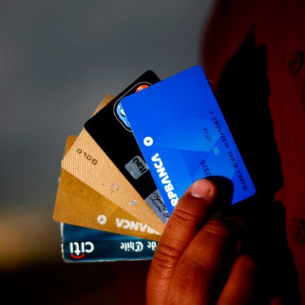 Prefecto PDI por denuncias de uso fraudulento de tarjetas: “El aumento en las cifras tiene directa relación con el aumento en la emisión de tarjetas bancarias”
