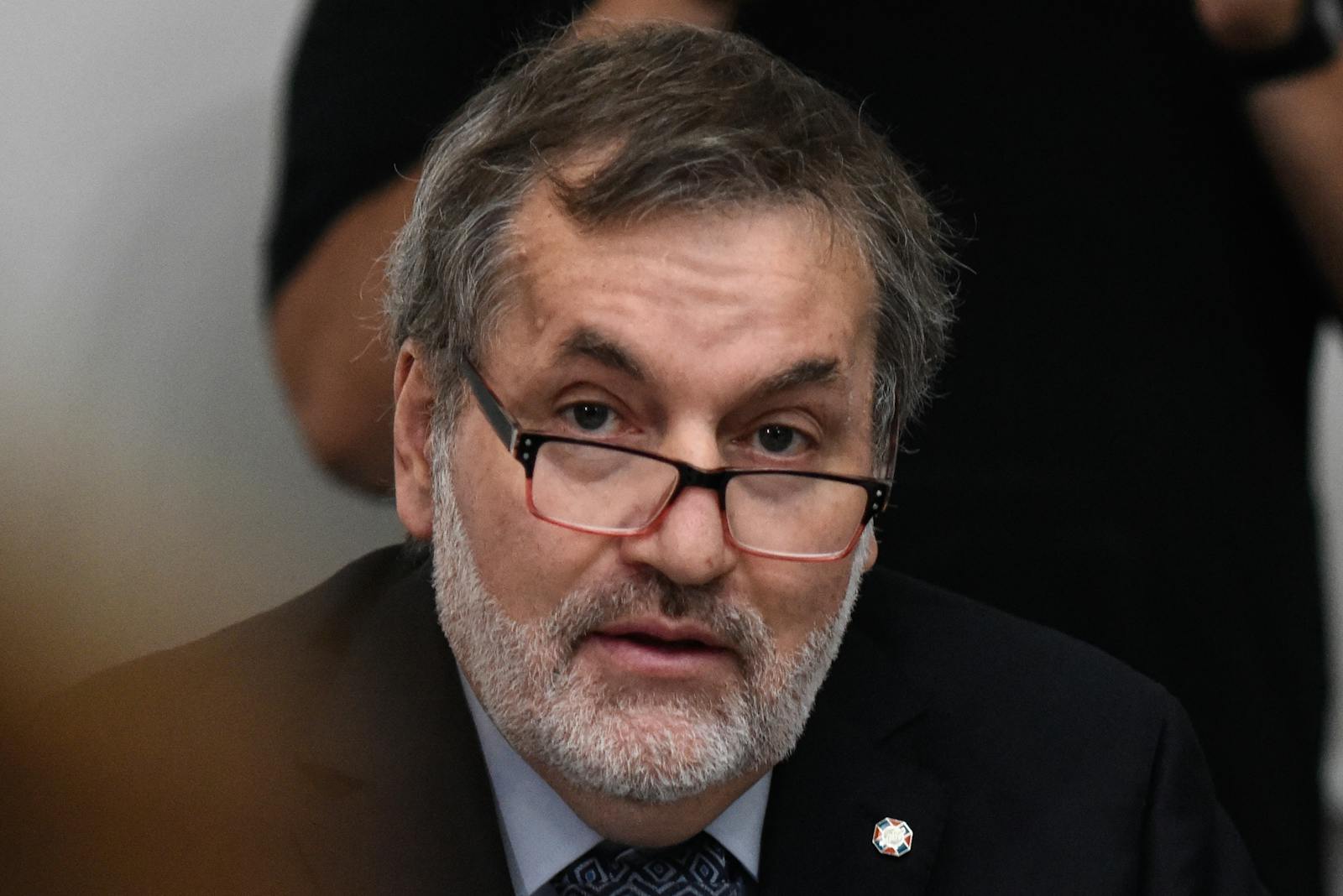 Presidente del Colegio Médico: “Estamos bajo en los porcentajes de vacunación, eso quiere decir que algo faltó por hacer desde el Ministerio de Salud y hay que revertirlo de todas maneras” episode artwork