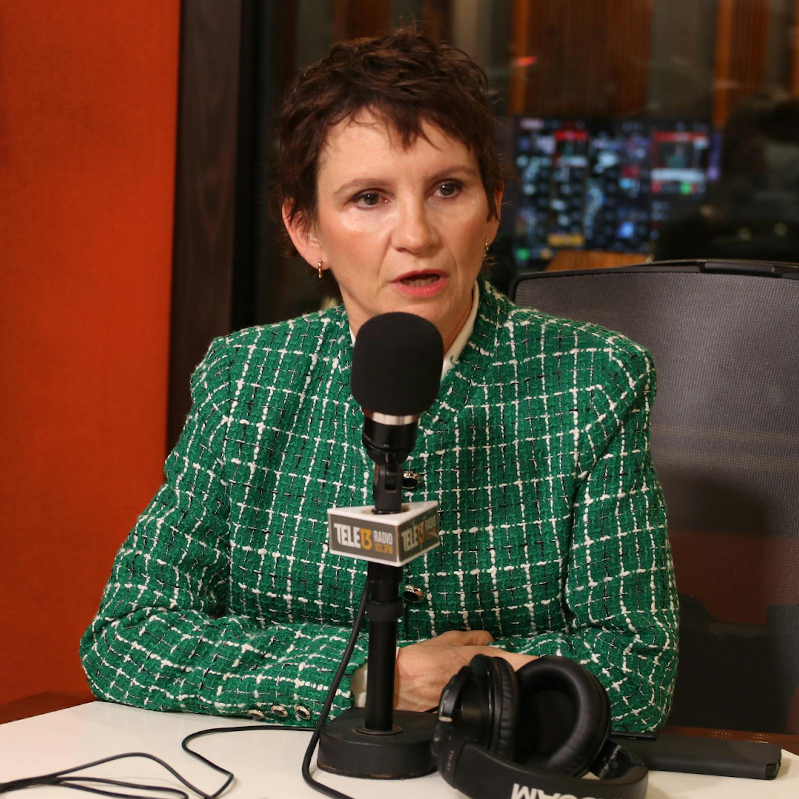 Ministra Tohá por grabación de los planteamientos de Boric en Cerro Castillo: “Es de las cosas más insólitas que hemos visto en una reunión con el Presidente de la República” episode artwork