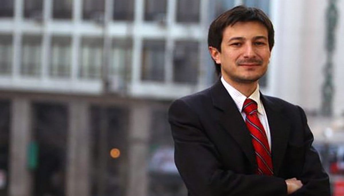 Entrevista | Alberto Precht y caso Democracia Viva: “La promesa incumplida de la pureza daña la democracia”