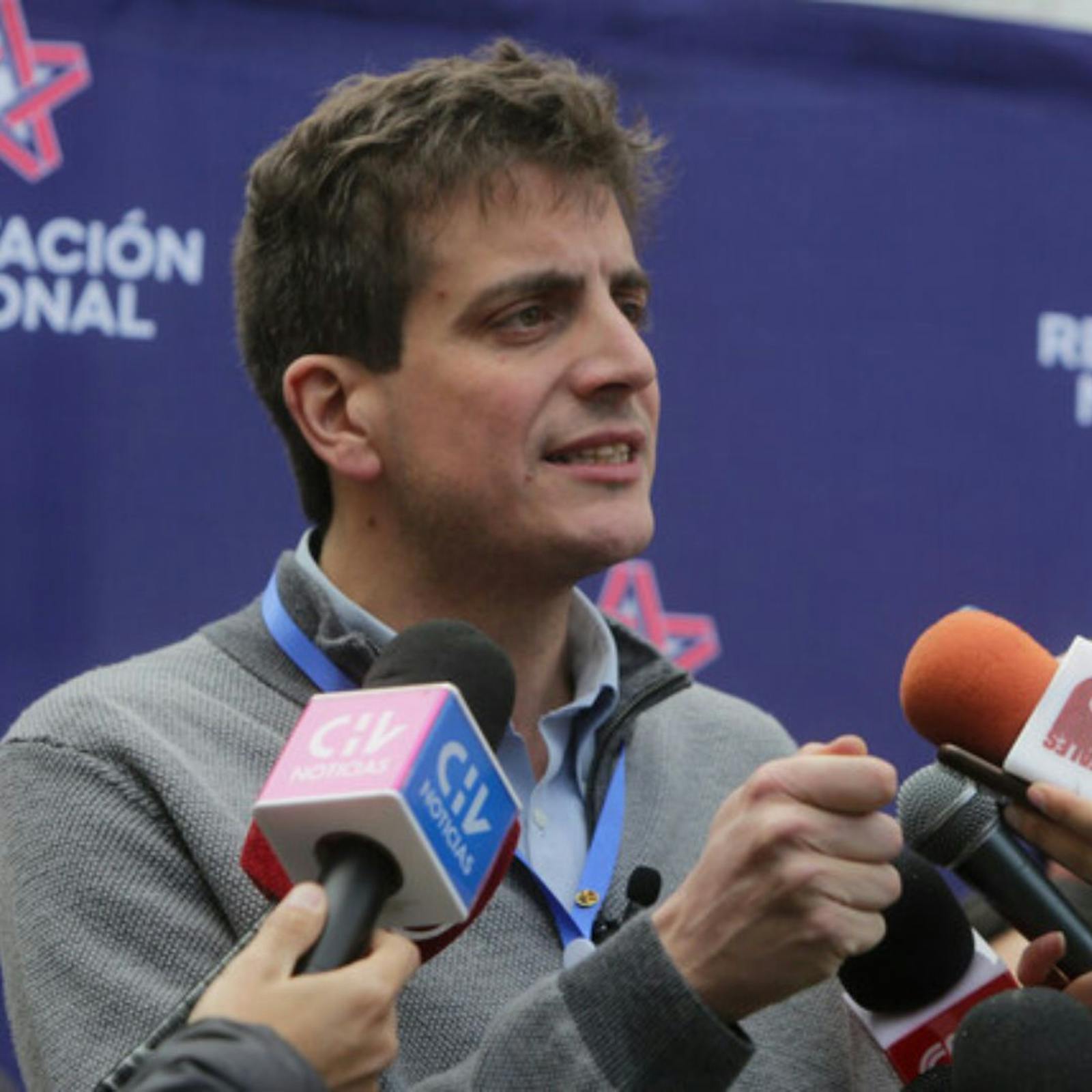 Diputado Schalper (RN) por AC contra el ministro Ávila: “La bancada completa va a votar a favor. Lo tomamos ayer como acuerdo unánime” episode artwork