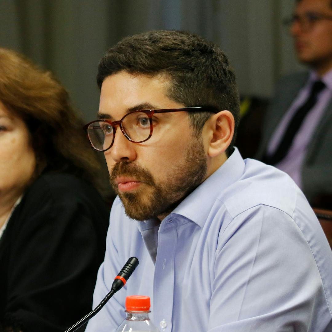 Senador Juan Santana por baja de la UDI de mesa técnica por pensiones: “Lo que le está diciendo la UDI al país es que no quieren una reforma para mejorar las pensiones en Chile y eso es inaceptable”.