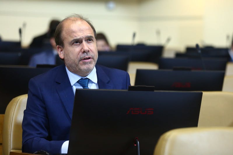 Presidente de la DC: Por Jackson: Me parece injusto que se le vincule a hechos reñidos con la ley. No nos sumaremos a peticiones de renuncia