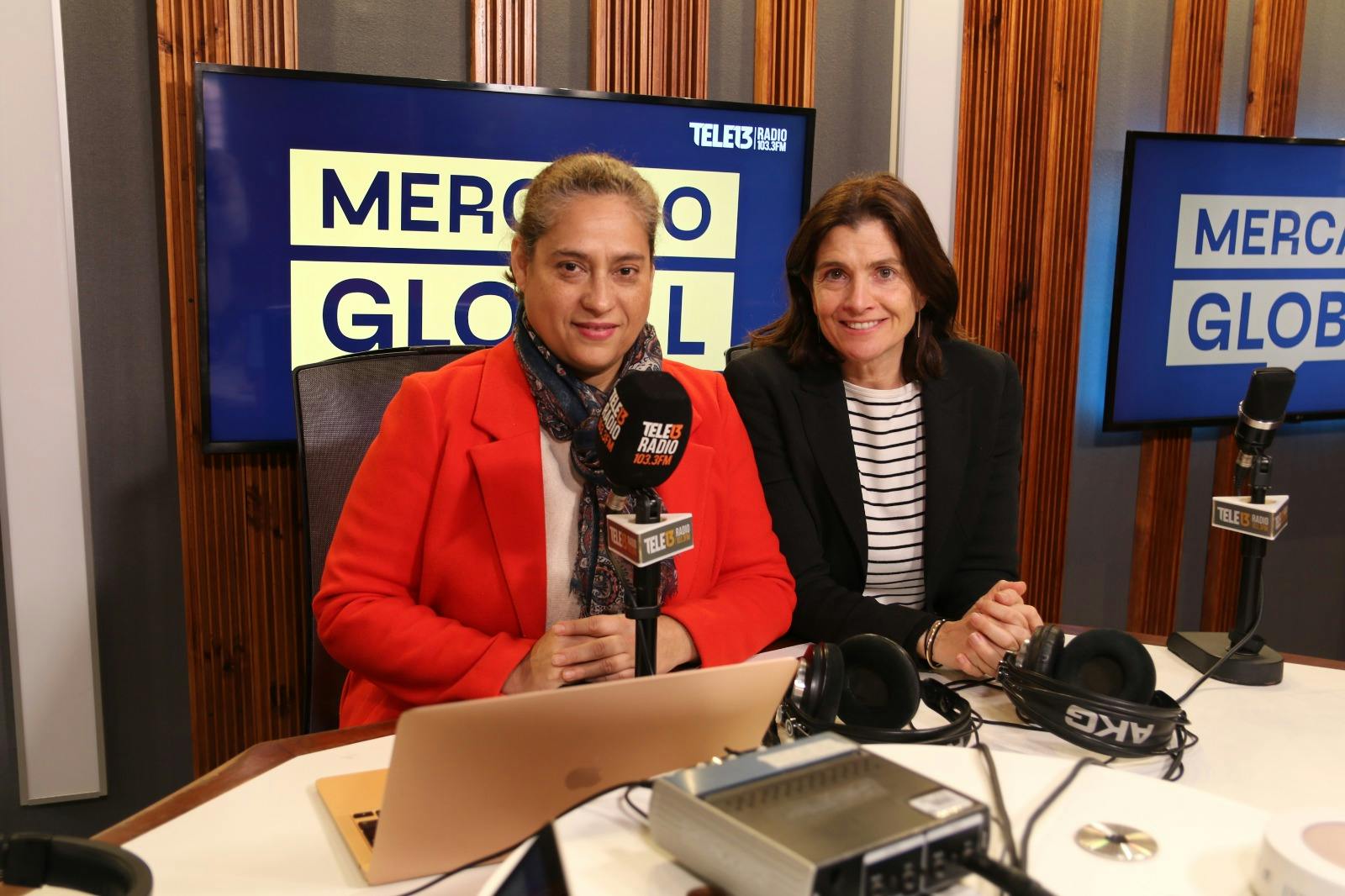 El plazo impuesto por el Gobierno para el pacto fiscal, el fondo inmobiliario de Blackstone y el repunte de la economía en la eurozona  episode artwork