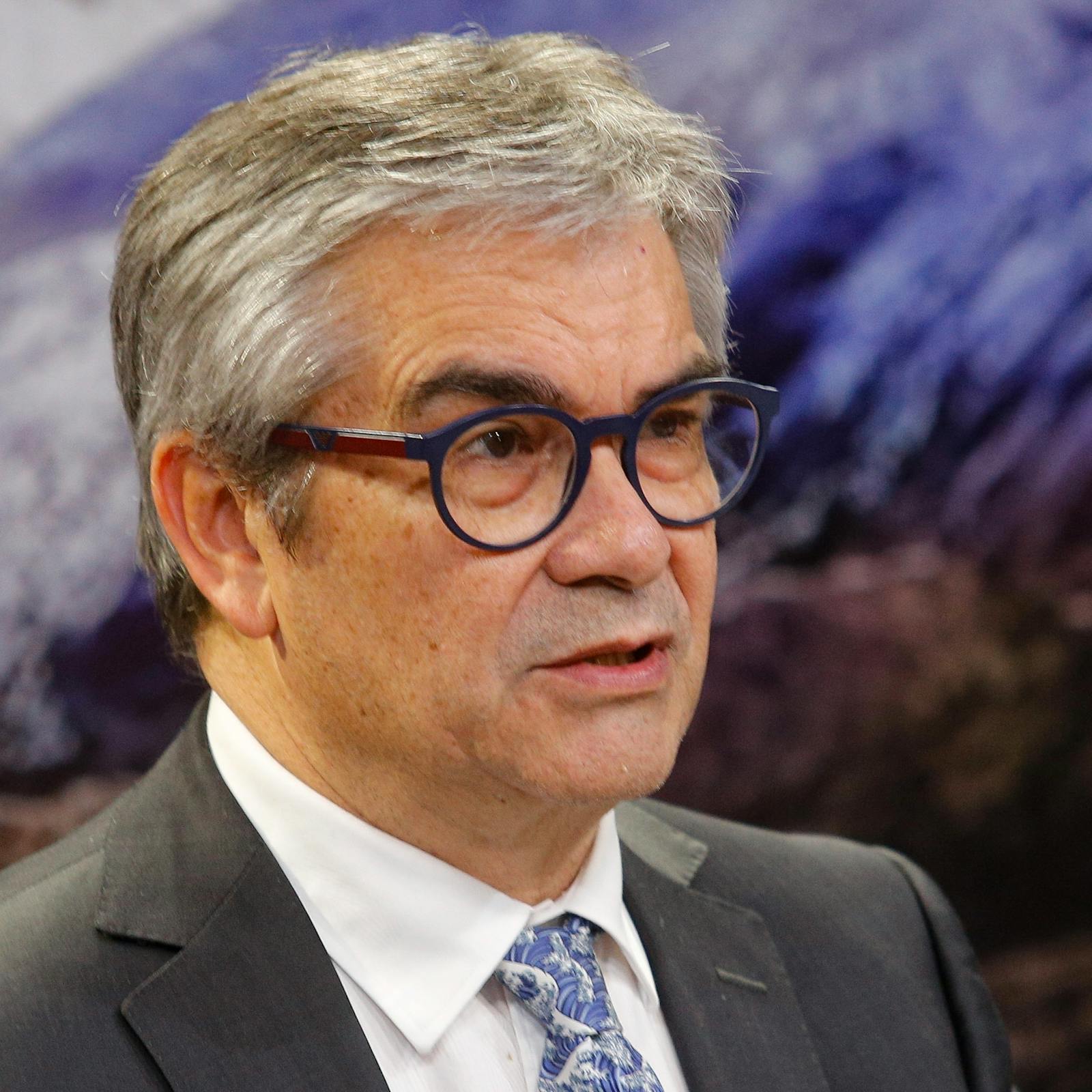 Ministro Marcel sobre las críticas de la oposición al pacto fiscal: “Si toda esta indignación fuera con quienes evaden impuestos y abusan del sistema, podríamos resolver tantos problemas” episode artwork