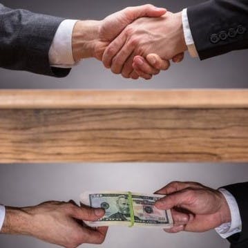 ¿Cómo impacta la corrupción en la economía?