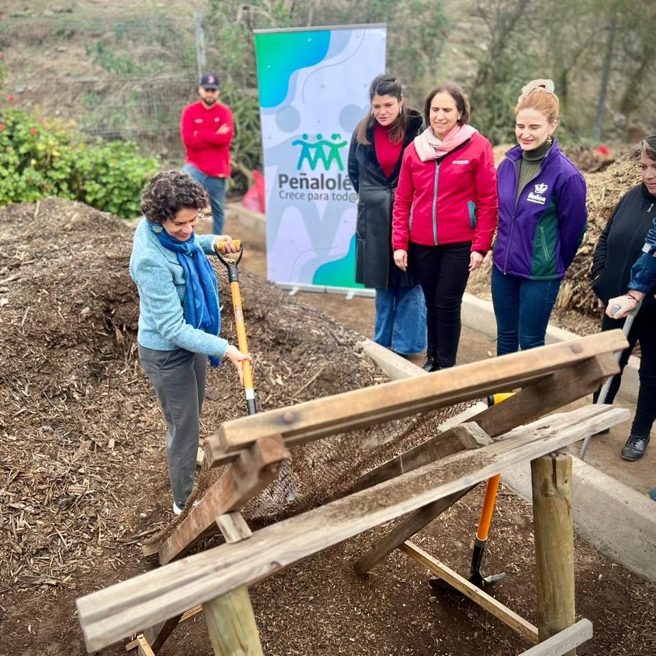 Ministra Rojas por proyecto de ley de reciclaje de residuos vegetales: La infraestructura para una planta de compostaje es muchísimo menor que construir un relleno sanitario
