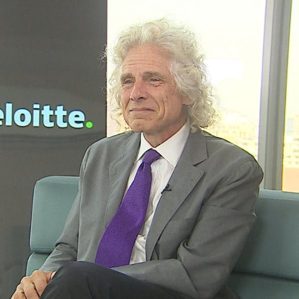 Steven Pinker por comisión contra la desinformación del gobierno: La única manera de saber que es falso y que no, es expresando ideas y que otra gente las critique