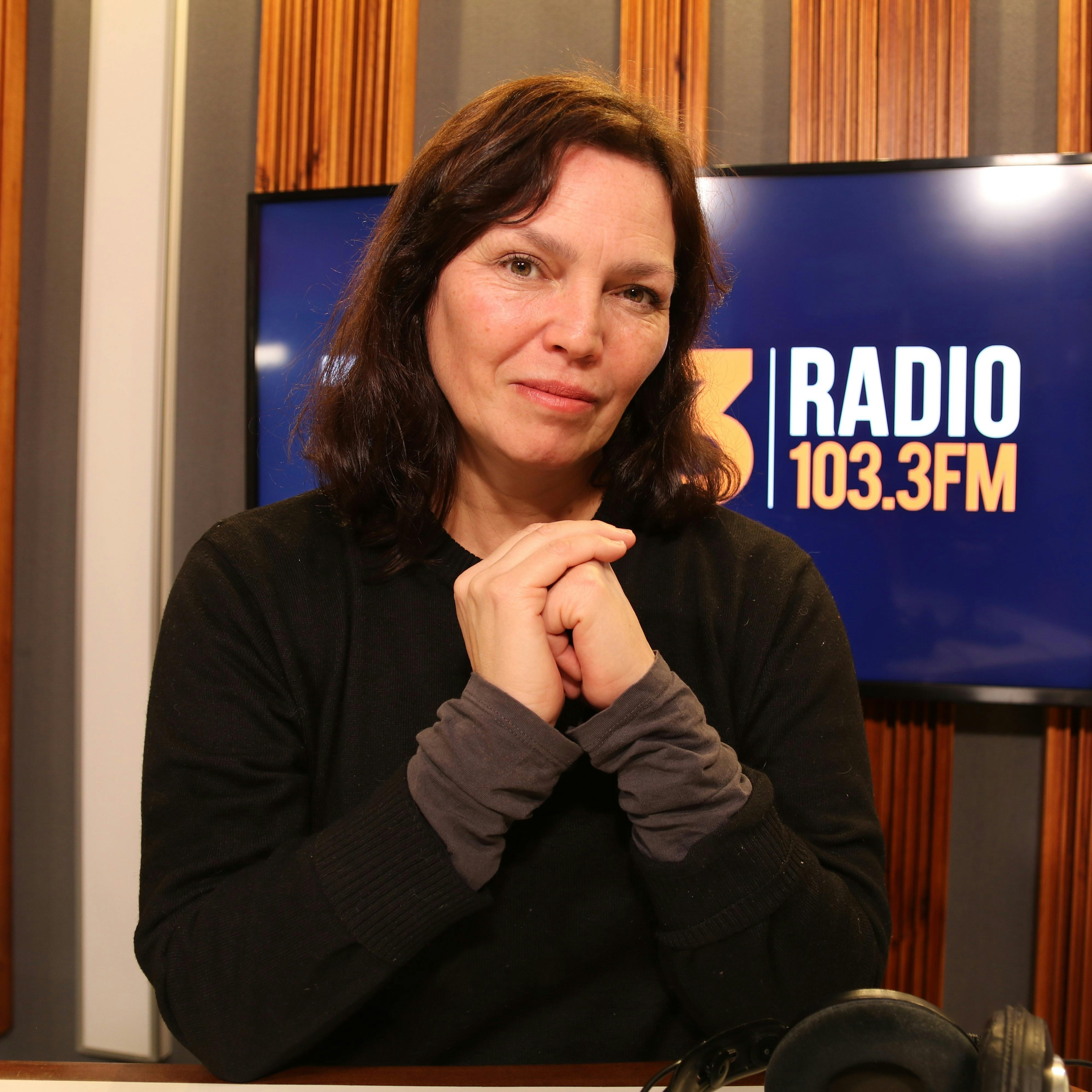 El camino creativo de la cellista y compositora Ángela Acuña