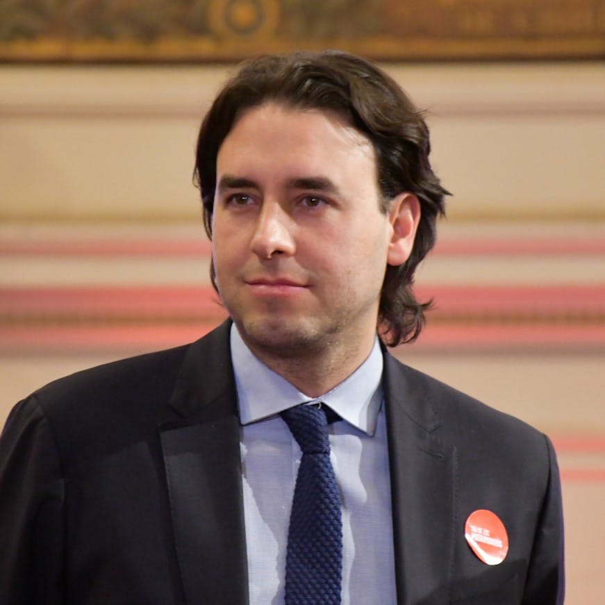 Vlado Mirosevic por compromiso por la democracia: “Que 50 años después no tengamos la capacidad de firmar de izquierda a derecha un tipo de compromiso de este tipo, es para que nos de vergüenza”
