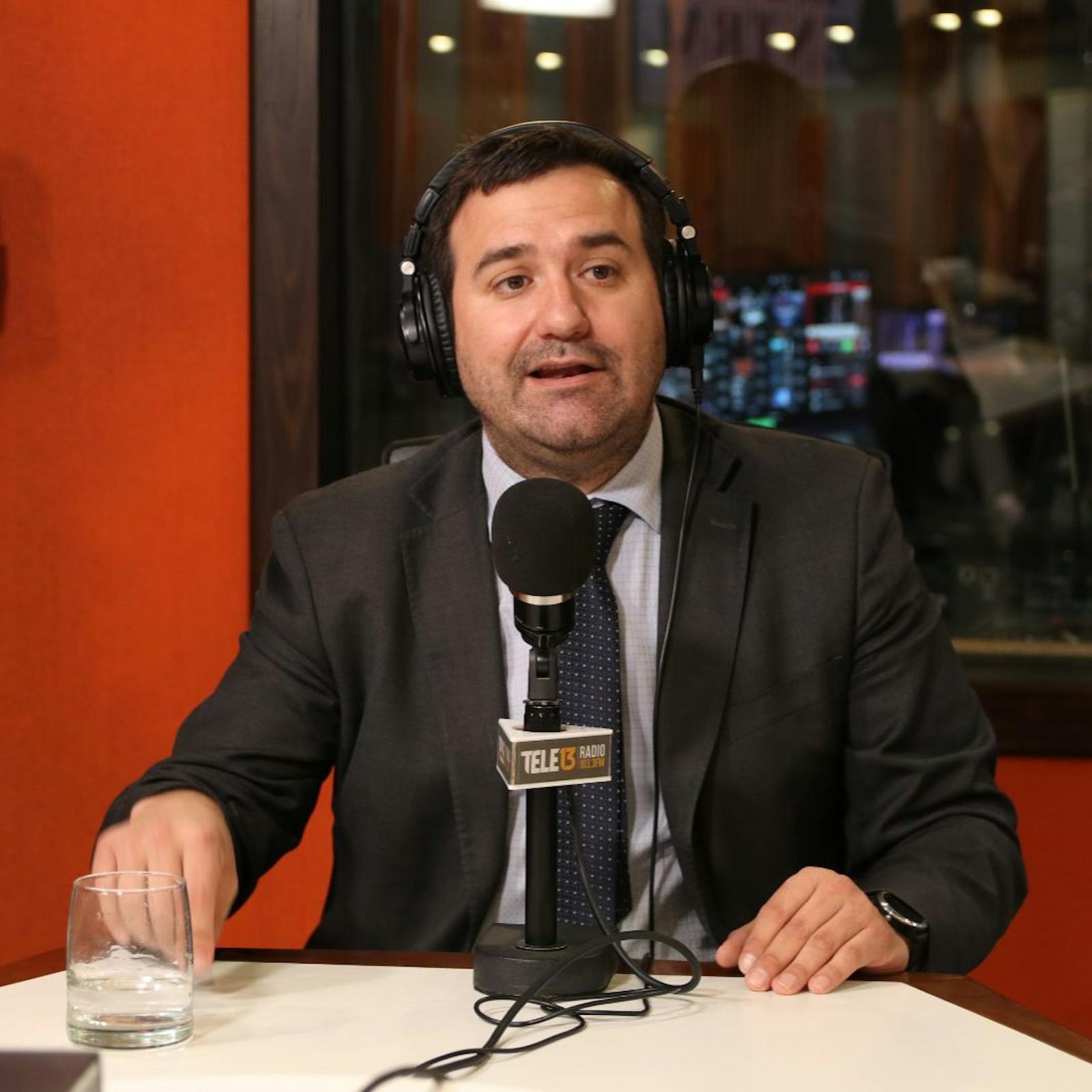 Director de la Unidad Especializada de Crimen Organizado de la Fiscalía Nacional sobre operativo en la Macrozona Sur: “Vamos a ir detrás, además de las responsabilidades penales, de todo lo que tiene que ver con la ruta del dinero” episode artwork