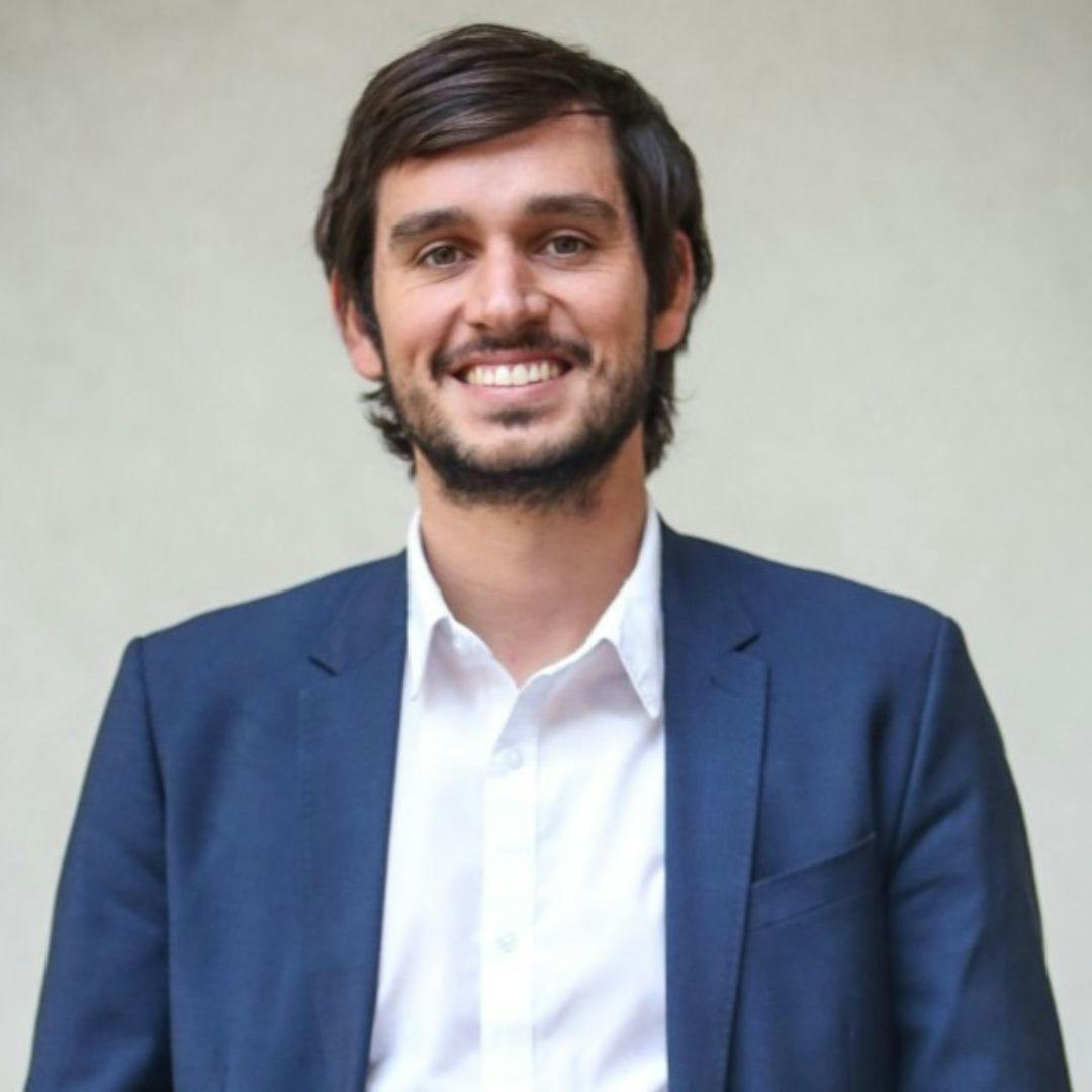 ¿Quién es Diego Vela, el nuevo presidente de Revolución Democrática?
