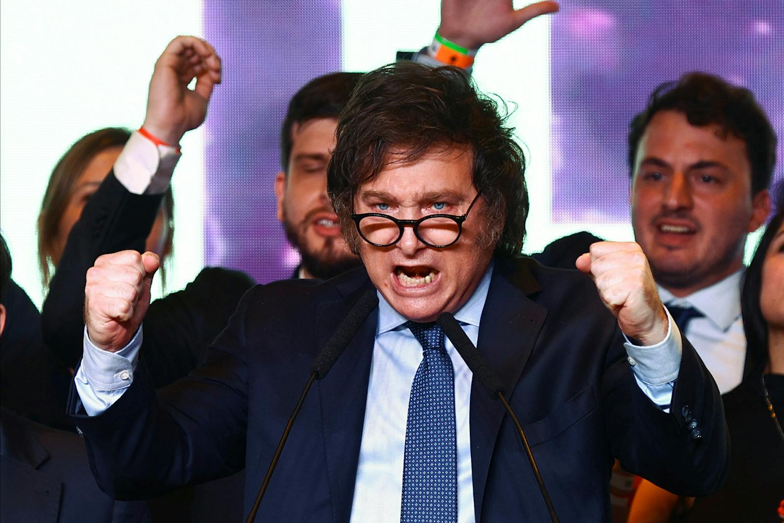 Axel Callís: "Milei es un producto más sofisticado que Trump y Bolsonaro en términos de uso de las redes sociales" episode artwork