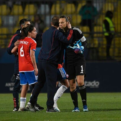 La historia detrás del nuevo papelón que enfrenta la ANFP en la Roja femenina