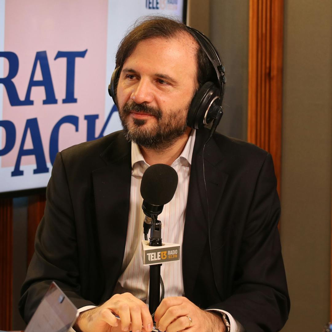 Académico Escuela de Gobierno UC por Santiago 2023: “Va a ser muy importante mantener los estándares de transparencia, mantener el buen manejo de la información”