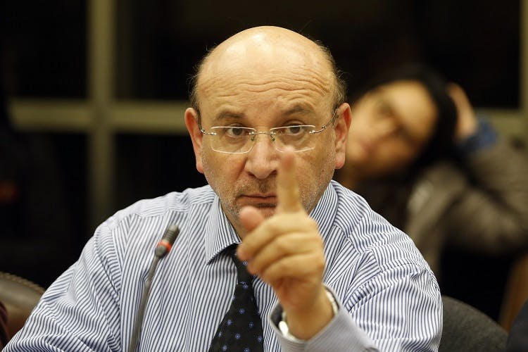 Senador Castro por Ley Corta de Isapres: “Si el Gobierno no quiere fracasar tiene que abrirse a las enmiendas que se propongan del Congreso.