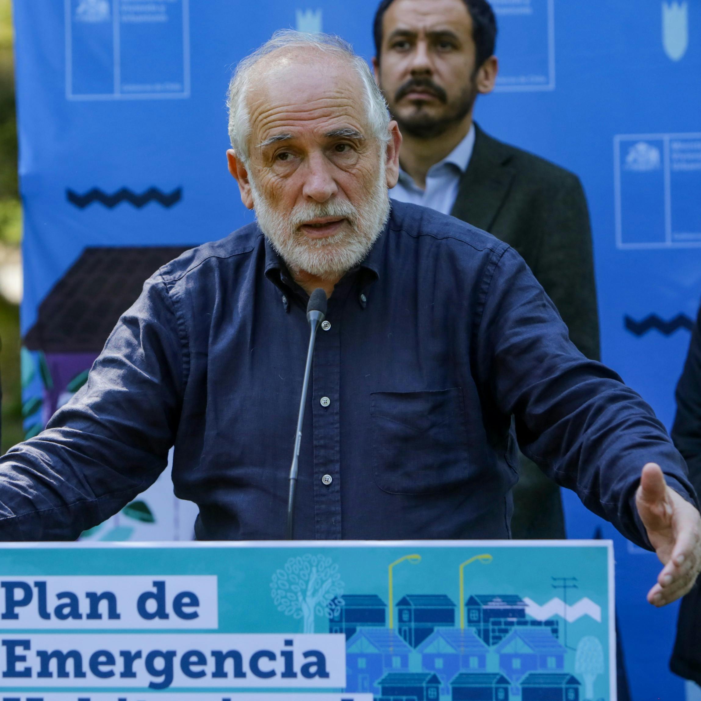 Los difíciles días de Carlos Montes