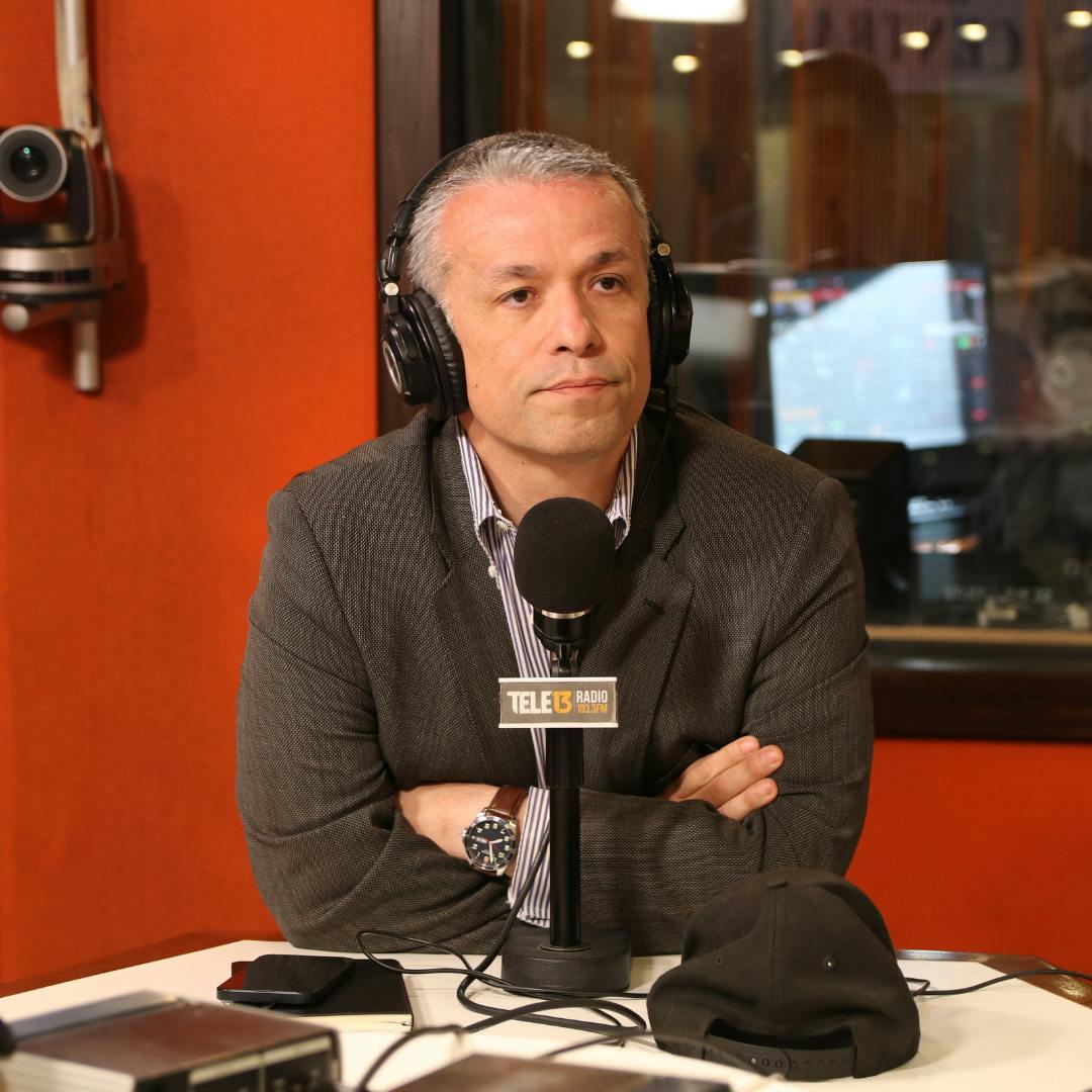Óscar Landerretche por nueva Constitución: “Esta propuesta, al igual que la anterior, no es una solución política, más aún se ha convertido en parte de la estrategia presidencial de alguien”